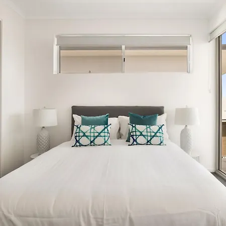 Spacious Apartment With Generous Entertaining Brisbane Exterior photo